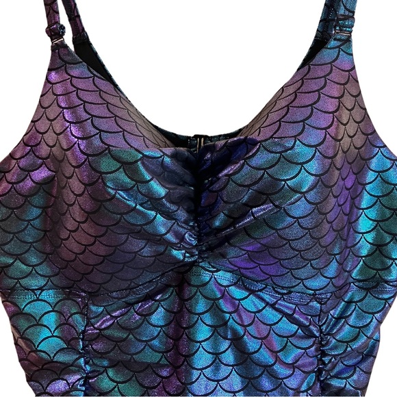TORRID Green Iridescent Mermaid Everyday
Wire-Free One-Piece Swimsuit - Picture 6 of 11